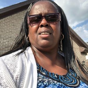 Meet your Posher, Georgia